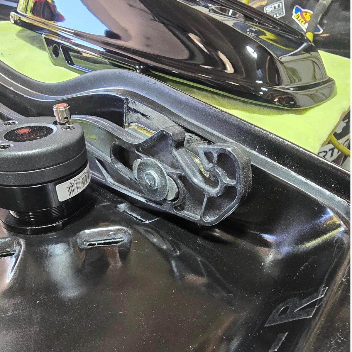 Insane Asylum D65 OEM Lids : Dual 6.5" Speaker Lids (2014-2023)